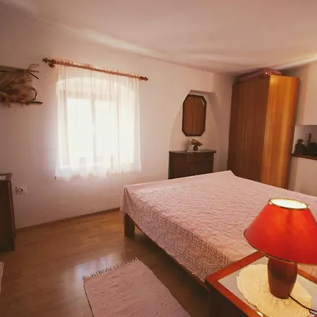 Cuomo By El-pi Tours Apartment