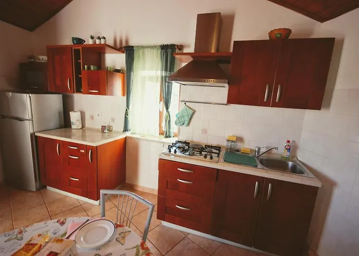 Apartment Cuomo By El-pi Tours Malinska