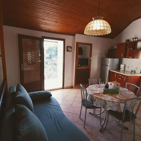 Cuomo By El-pi Tours Apartment *