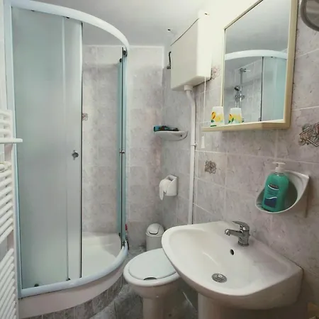 Cuomo By El-pi Tours Apartment *